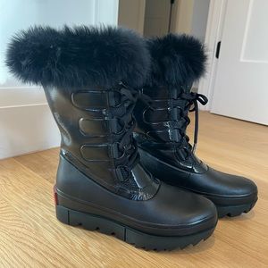 Sorel Women’s Joan of Arctic NEXT Premium Boot, Black, Size 8